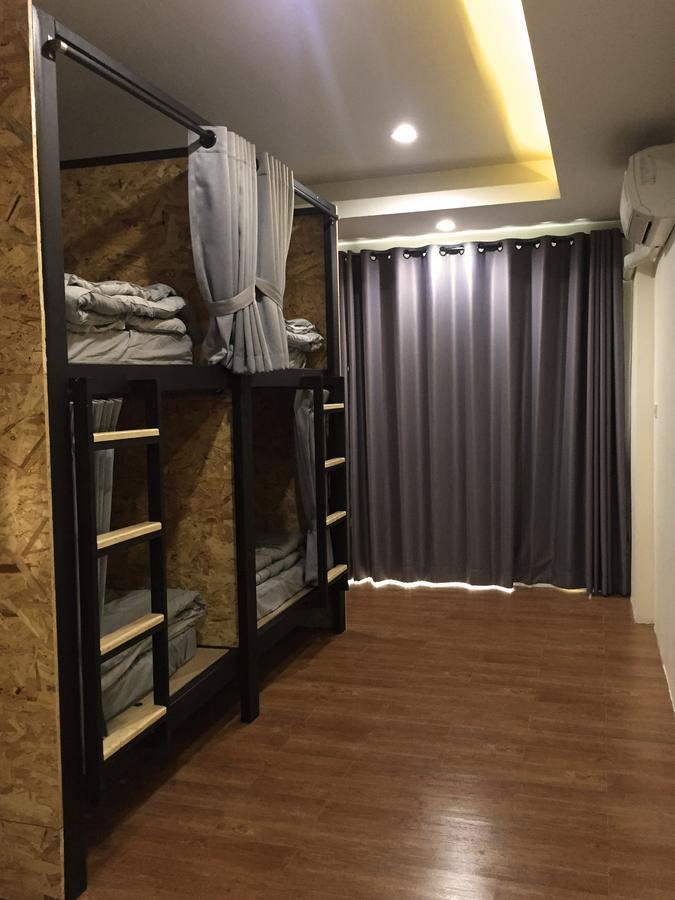 Fellow Hostel Чиангмай Екстериор снимка