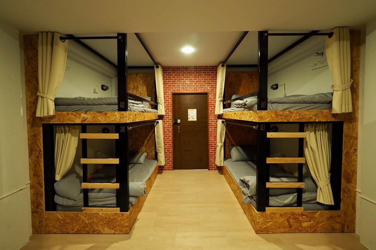 Fellow Hostel Чиангмай Екстериор снимка