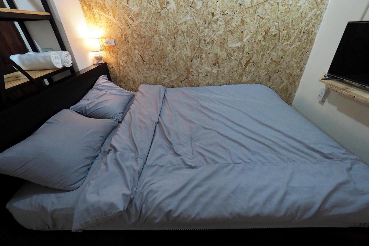 Fellow Hostel Чиангмай Екстериор снимка